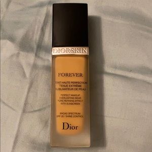 Dior Forever foundation shade 31